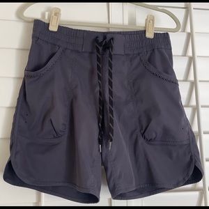 Lululemon board style shorts